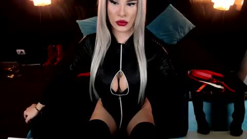 Snapshot of lexxymiss chatting on 02.17.25 eva lexy you may call me Miss online show from 02.17.25