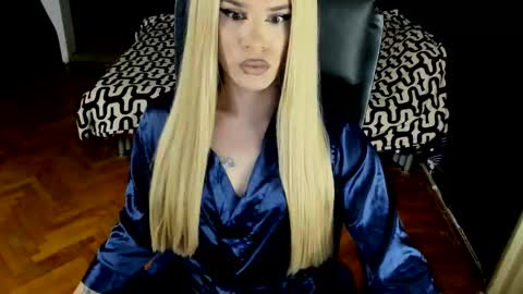Snapshot of lexxymiss chatting on 10.04.25 eva lexy you may call me Miss online show from 10.04.25