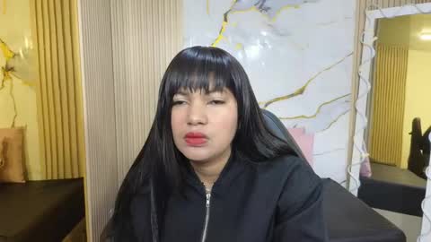 Snapshot of lexy_tay chatting on 05.18.26 lexy_tay online show from 05.18.26