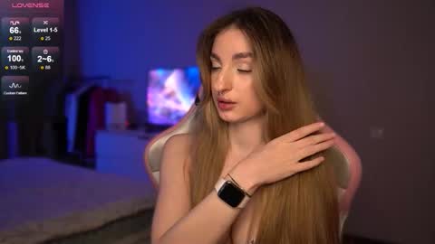 Snapshot of lexystoun chatting on 10.25.25 Lexy online show from 10.25.25
