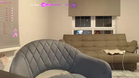 Snapshot of leyaloveee chatting on 03.08.25 Your Leya online show from 03.08.25