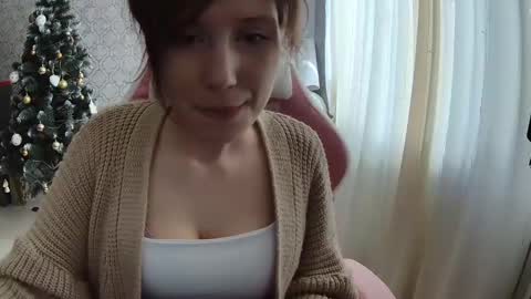 Snapshot of leyanaya chatting on 02.08.25 LeyaNaya online show from 02.08.25