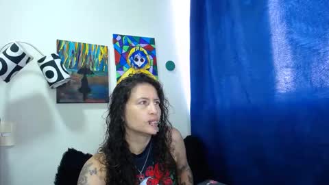 Snapshot of leyla_horny_bg chatting on 09.11.25 leyla_horny_bg online show from 09.11.25