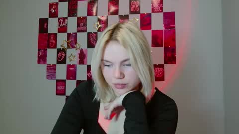 Leyla online show from 11.22.25