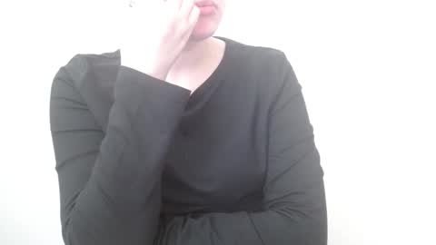 Leyla online show from 05.04.26