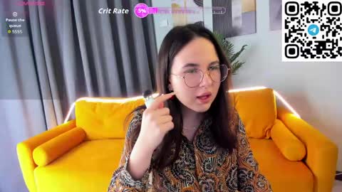 Snapshot of leylamirage chatting on 04.25.26 leylamirage online show from 04.25.26