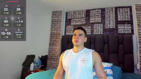 Snapshot of leyton_flexx chatting on 01.18.25 L E Y T O N online show from 01.18.25