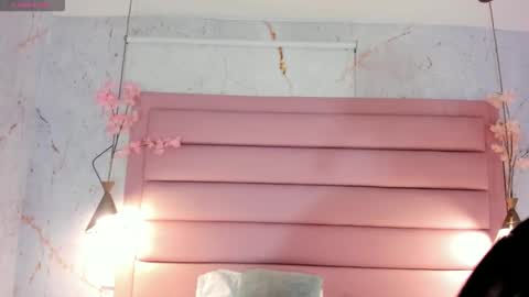 LEZY online show from 09.15.25