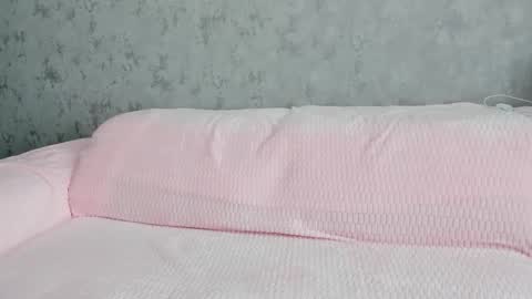 LEANNAA online show from 10.26.25