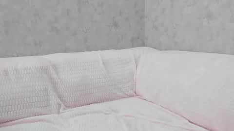 LEANNAA online show from 12.21.25