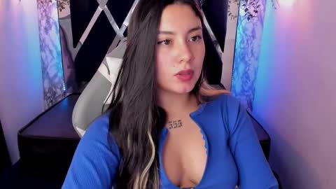 Lia  online show from 01.24.25