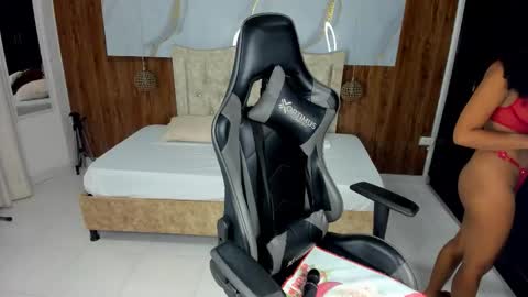 lia_16_ online show from 02.20.26