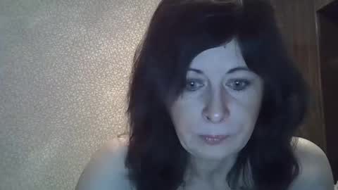 Snapshot of lia_ang chatting on 11.27.25 lia_ang online show from 11.27.25