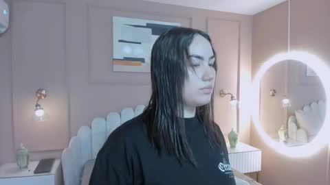 Snapshot of lia_ass chatting on 10.01.25 Liss 3 online show from 10.01.25