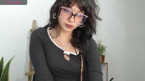 Lia online show from 04.13.26