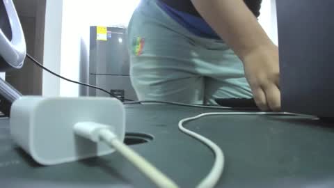 Snapshot of lia_girl2 chatting on 10.29.25 Lia online show from 10.29.25