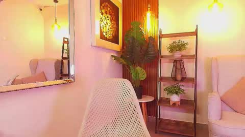 Snapshot of lia_mar_ chatting on 09.30.25 LIA online show from 09.30.25