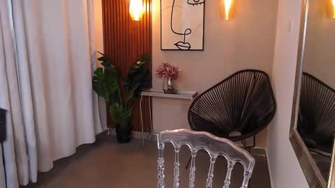 Snapshot of lia_mar_ chatting on 01.12.26 LIA online show from 01.12.26