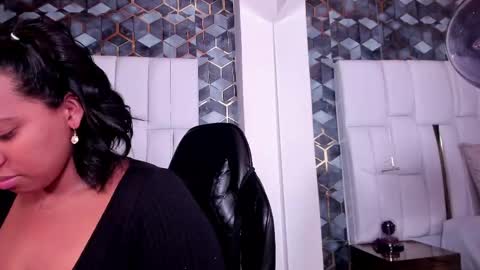 lia_mariana online show from 05.23.26