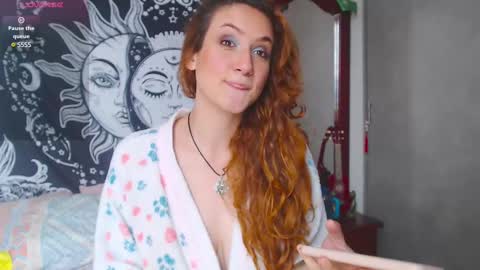 Lia Monroe online show from 03.05.25