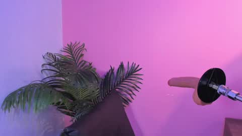 lia_owenss online show from 06.06.26