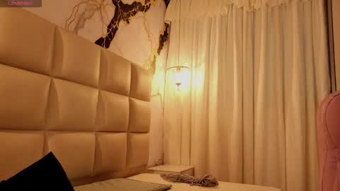 Snapshot of lia_sexx1 chatting on 03.20.26 Lia online show from 03.20.26