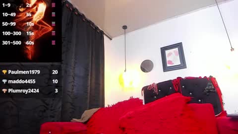 Snapshot of lia_taylorr1 chatting on 02.10.25 Lia Taylor online show from 02.10.25