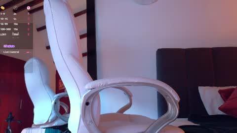 Lia online show from 07.06.26