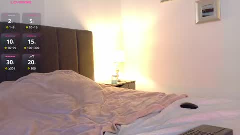 Lia online show from 08.03.26