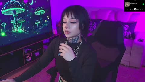 Snapshot of liaa_rodriguezz chatting on 01.24.25 Liaa online show from 01.24.25