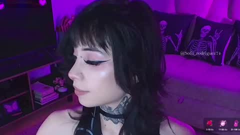 Snapshot of liaa_rodriguezz chatting on 02.22.25 Liaa online show from 02.22.25