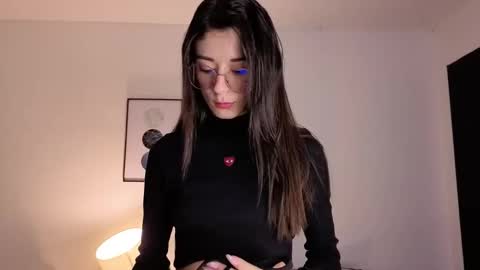 Lia  online show from 11.10.25