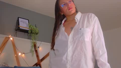 L I A   online show from 06.01.26
