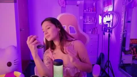 Lia Butera online show from 06.12.26