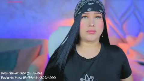 Snapshot of liacox chatting on 06.19.26 Lia Cox online show from 06.19.26