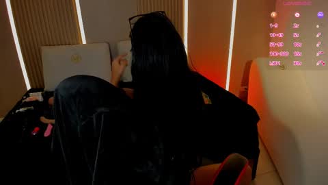 Snapshot of liah_cleir chatting on 11.19.25 Liah online show from 11.19.25