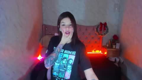  Lia  online show from 12.31.24