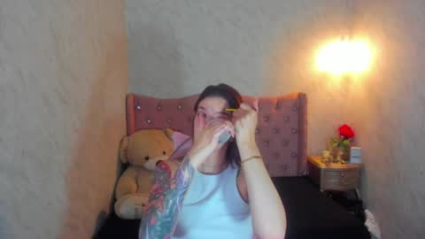  Lia  online show from 02.16.25