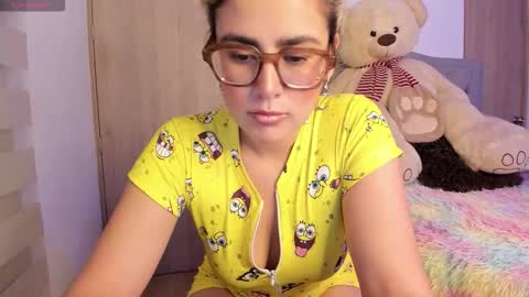Lia  online show from 10.07.25