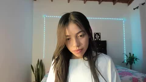 Lia Kent online show from 12.03.24