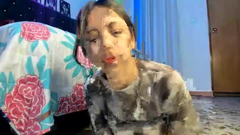 Lia Kent online show from 12.14.24