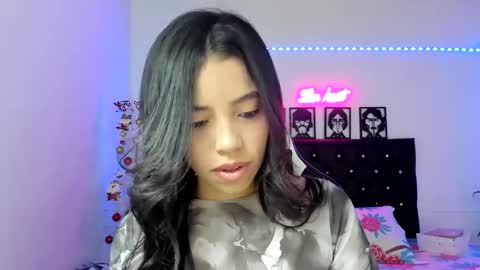 Lia Kent online show from 12.29.24