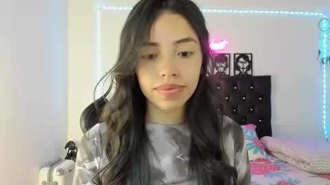 Lia Kent online show from 01.26.25