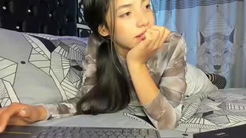 Lia Kent online show from 02.27.25