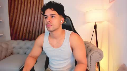 Liam Collins online show from 11.12.25