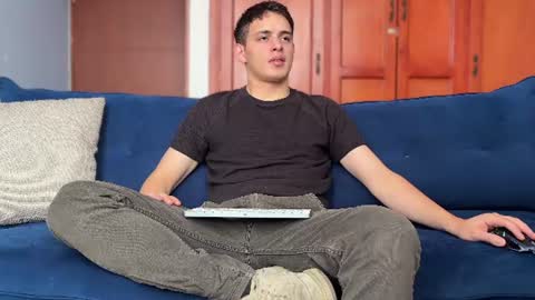 Snapshot of liam_enzho chatting on 07.31.26 Liam online show from 07.31.26