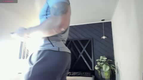 LIAM KLEIN online show from 11.14.25