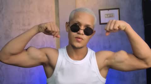 liam_knight online show from 11.12.25