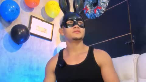 liam_knight online show from 11.20.25