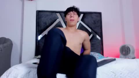 Snapshot of liam_saint chatting on 01.12.26 Call me Lian online show from 01.12.26